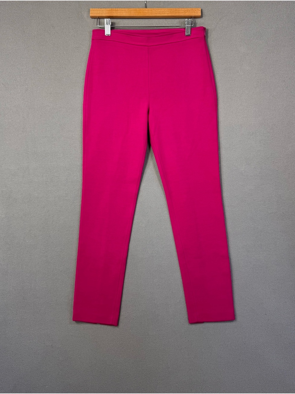 St. John Fuchsia Pink Slim Ponte Wool Blend Pants w/ Slit, Straight Slim Leg, 4